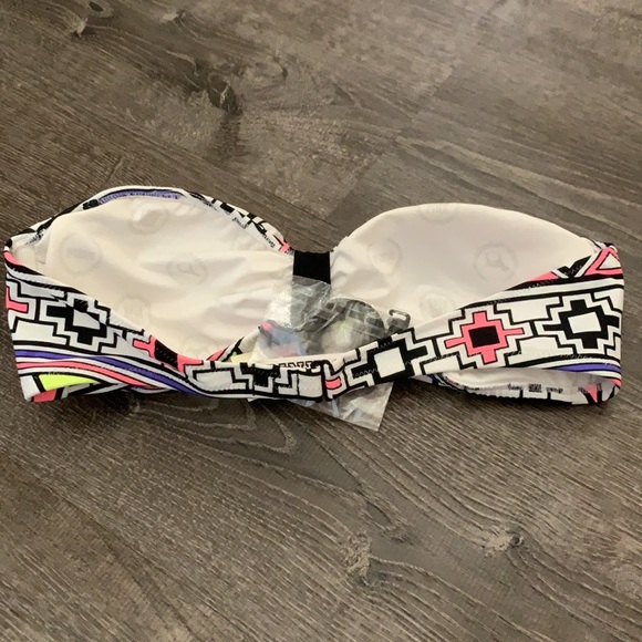 Bathing suit top - Picture 2 of 2